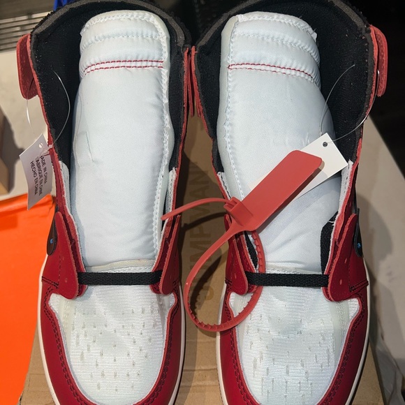 Size 10 - Jordan 1 Retro OG x Off-White High Chicago - Picture 4 of 5